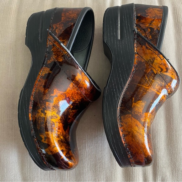 DANSKO PROFESSIONAL bronze swirl 
PATENT LEATHER CLOGS/mules size 37 shoes - Picture 5 of 14